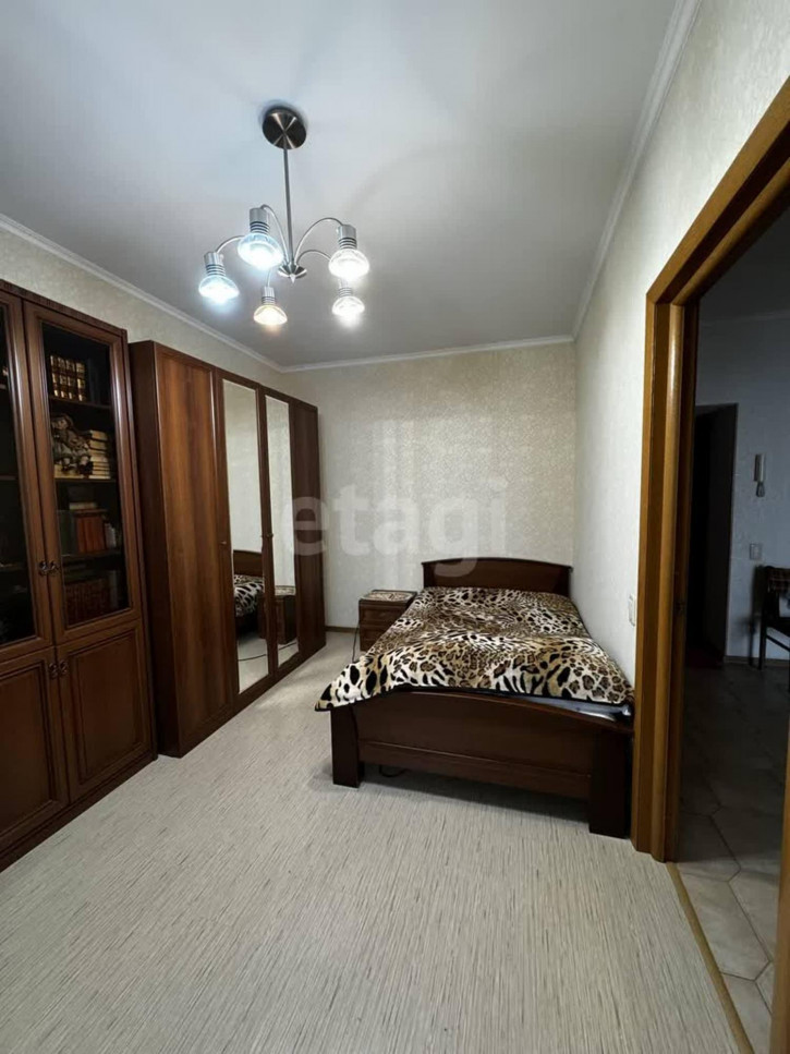 3-комн квартира улица Фокина