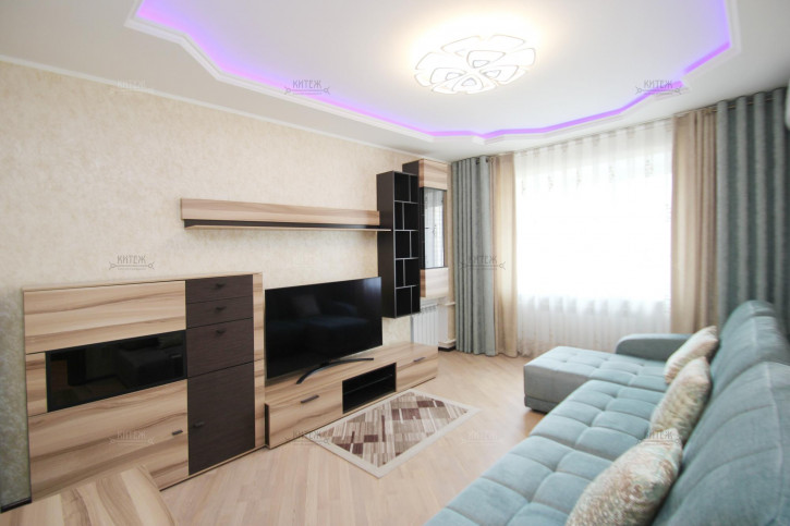 2-комн квартира бульвар Солнечный