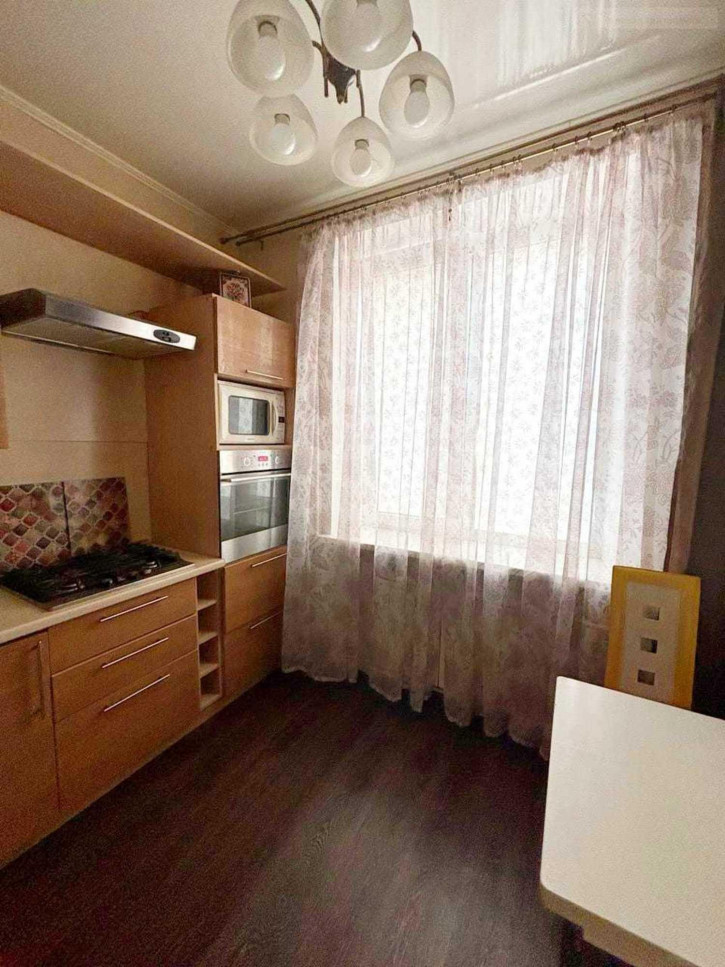2-комн квартира Республиканская улица, 65