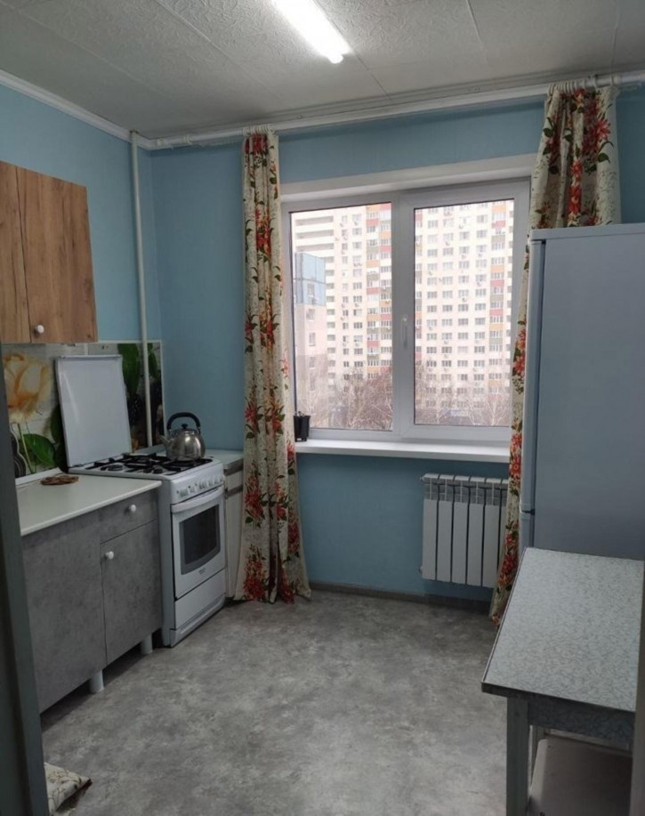 2-комн квартира Кирова проспект, 326