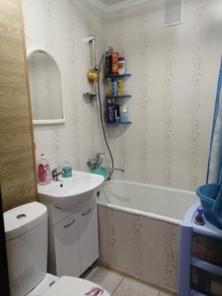 2-комн квартира Осипенко улица, 24