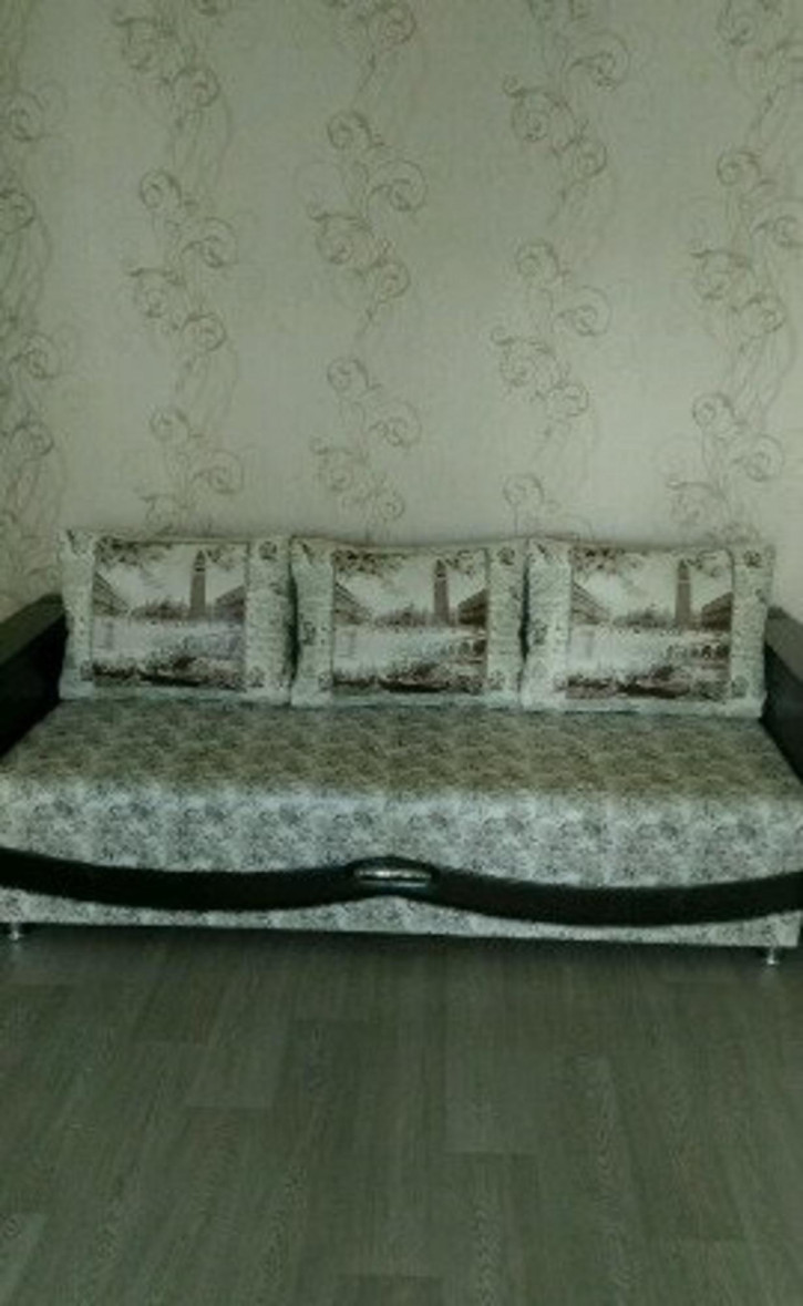 2-комн квартира Ивана Булкина улица, 81