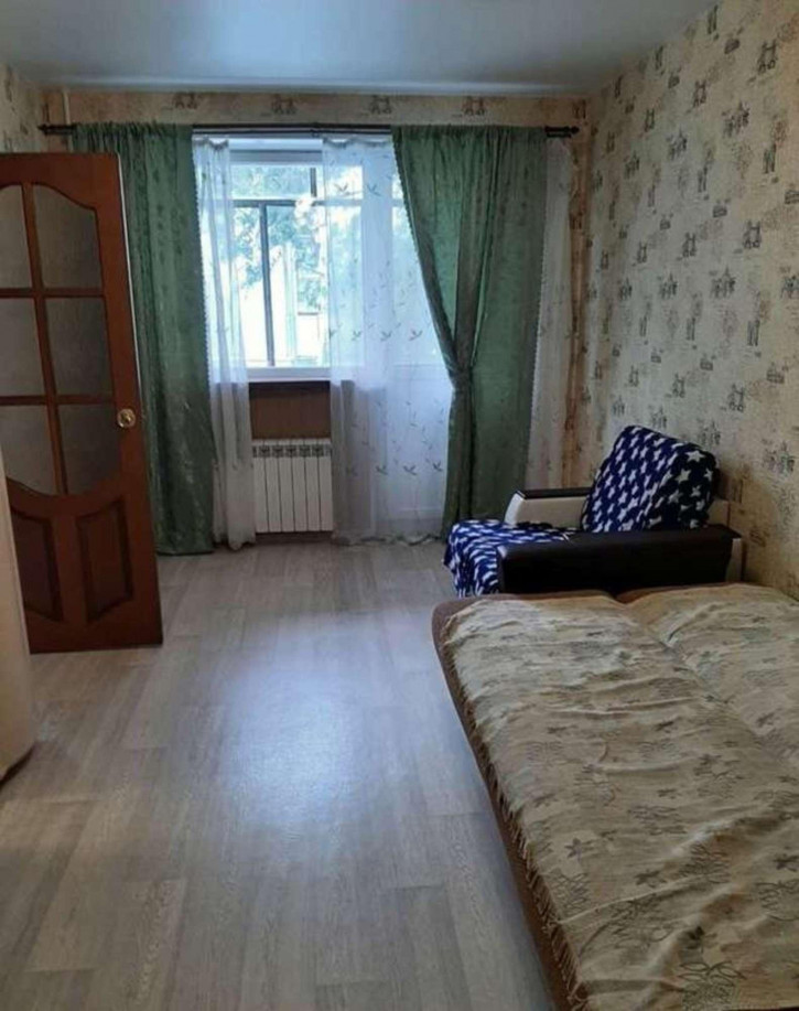 2-комн квартира Гагарина улица, 14