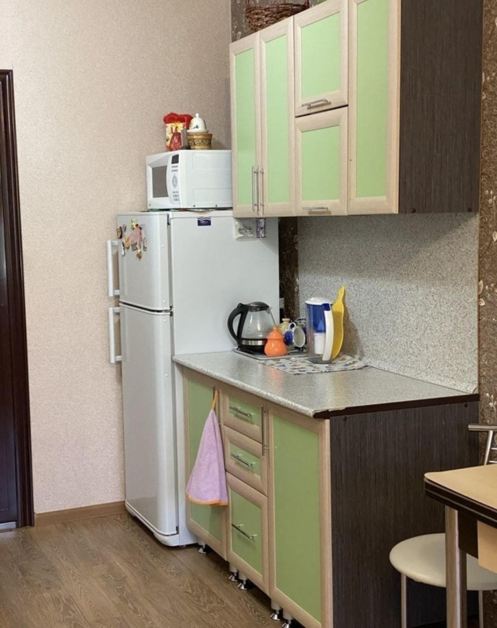 Комната Днепровская улица, 5