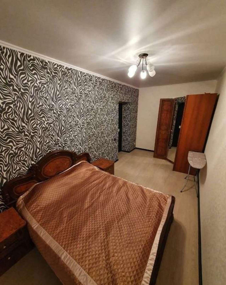 2-комн квартира Гастелло улица, 49