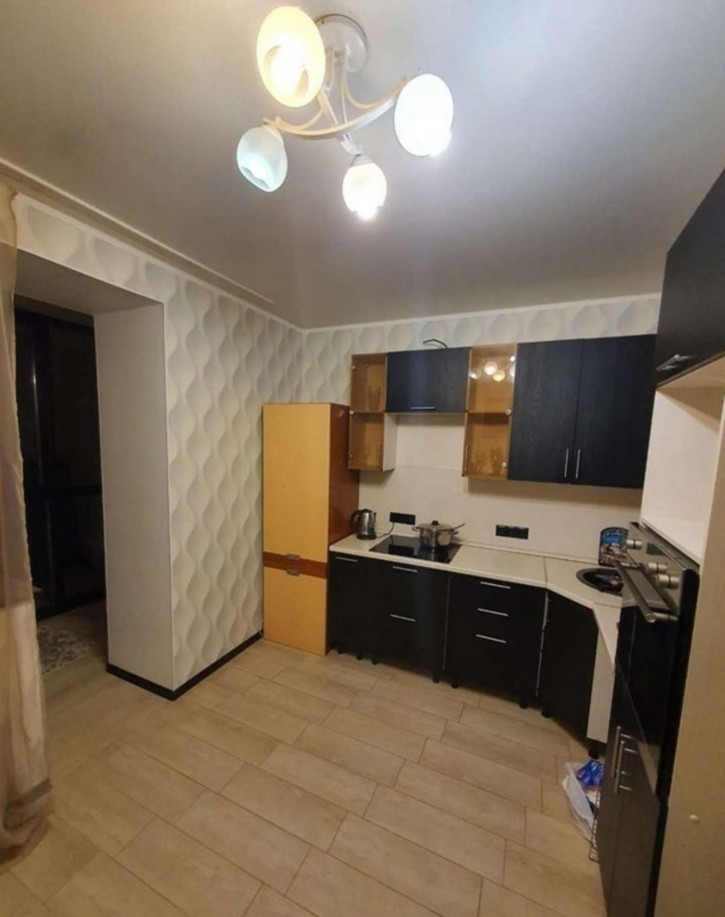 2-комн квартира Гастелло улица, 49