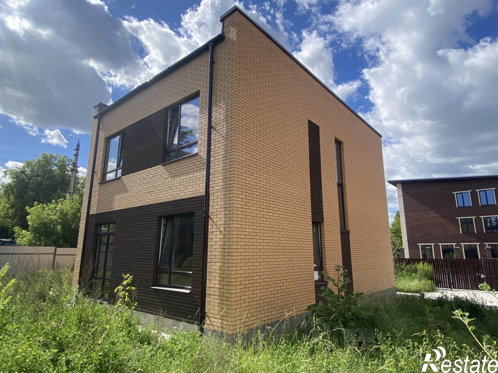 Купить дачу, дом, коттедж за 15 850 000 рублей на Л.Толстого ул., 43а