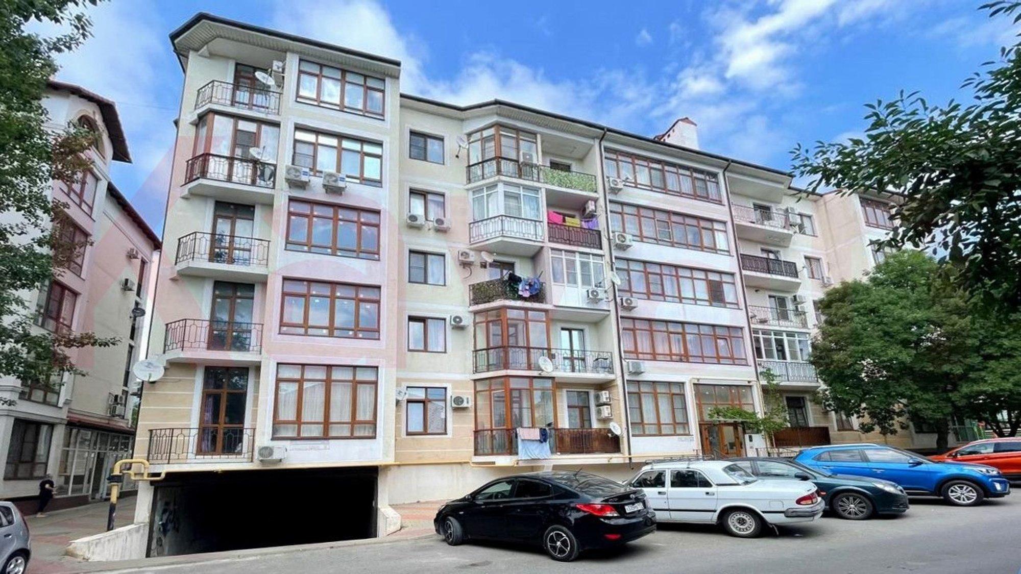 Купить квартиру за 13 500 000 рублей на Прасковеевская ул.
