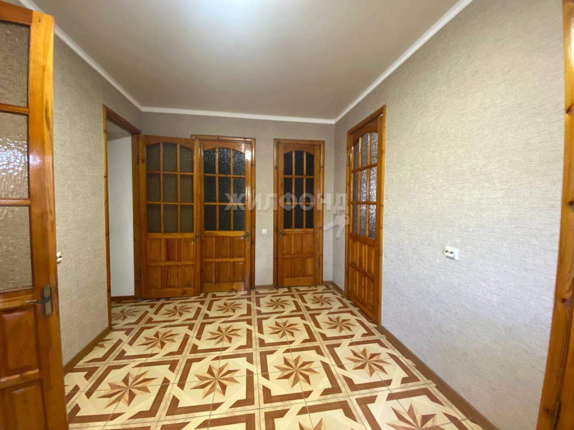 Купить дачу, дом, коттедж за 55 000 000 рублей на Ермолова улица