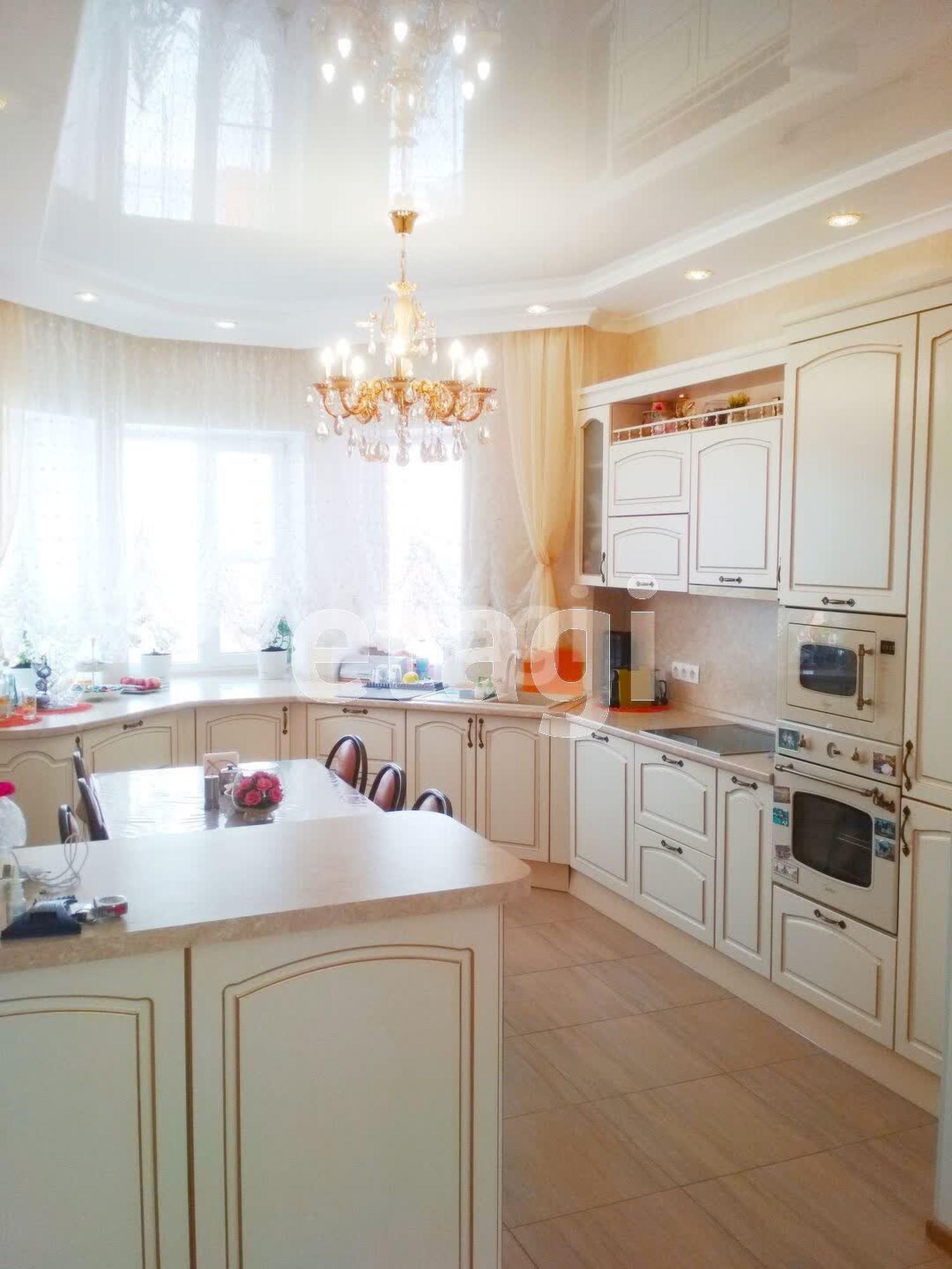 Купить дачу, дом, коттедж за 15 500 000 рублей на Березняковская, 80