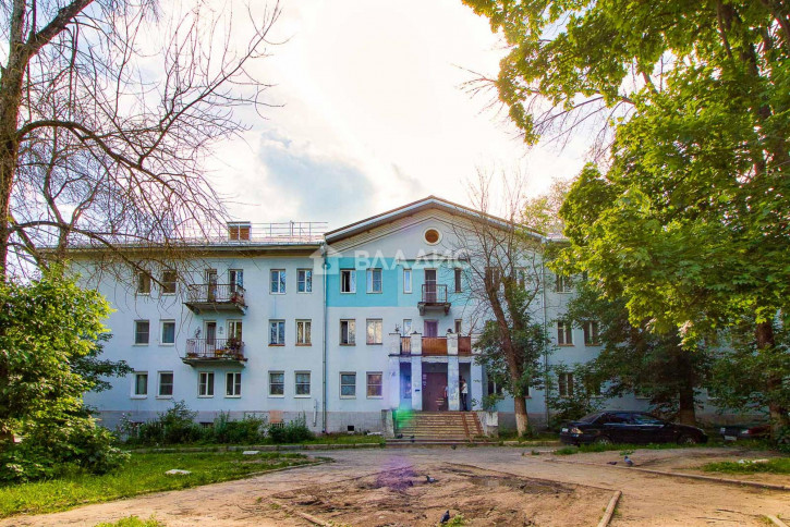 Комната улица Каманина