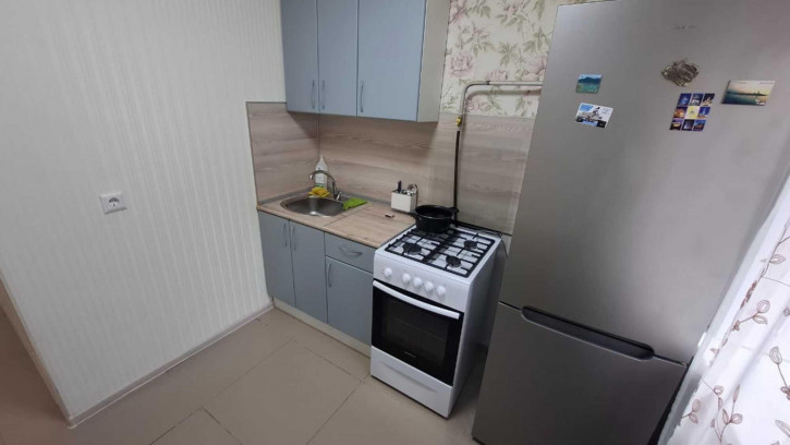 2-комн квартира Октября пр-кт, 93/4