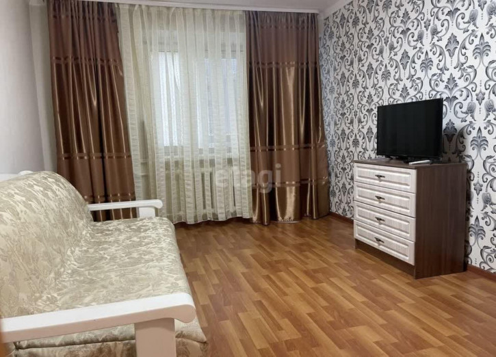 1-комн квартира Станислава Карнацевича, 12