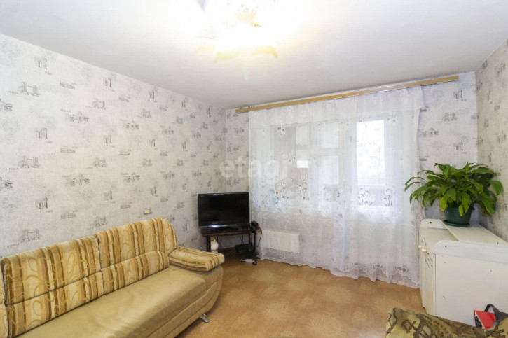 2-комн квартира Демьяна Бедного, 102