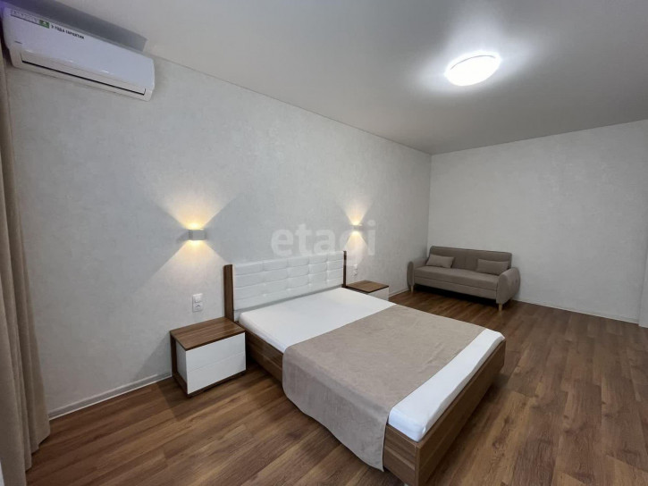 1-комн квартира Орджоникидзе, 18
