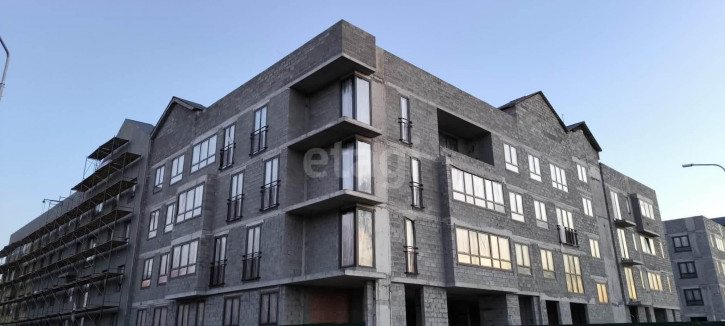 2-комн квартира в новом доме Александра Звягина, 10
