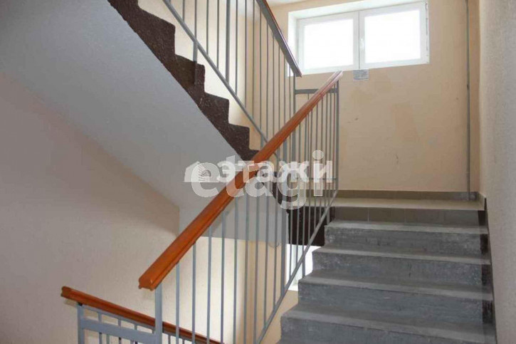 2-комн квартира Мебельщиков, 3