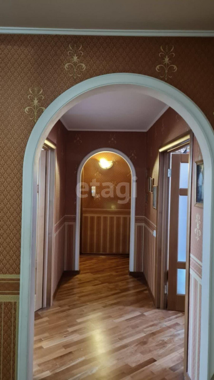 4-комн квартира Широтная, 17а