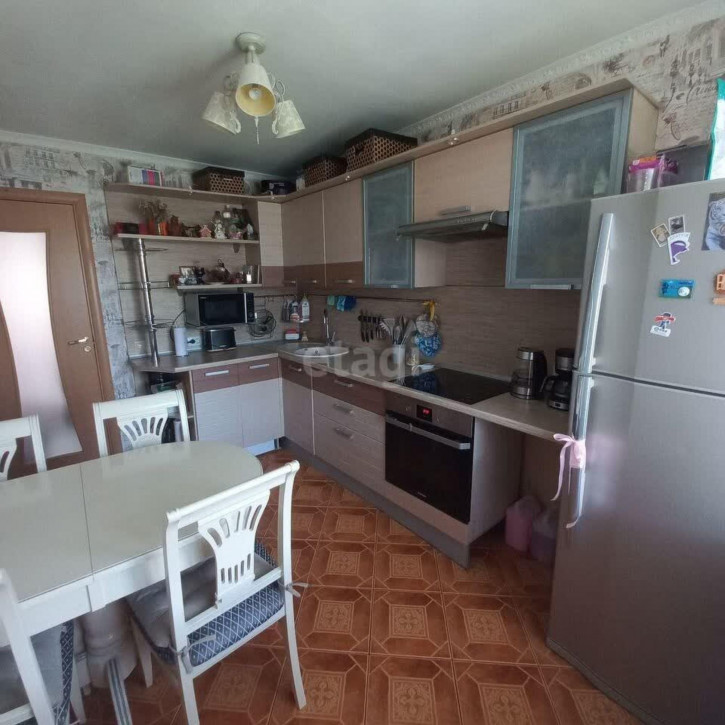 2-комн квартира Жуковского, 82