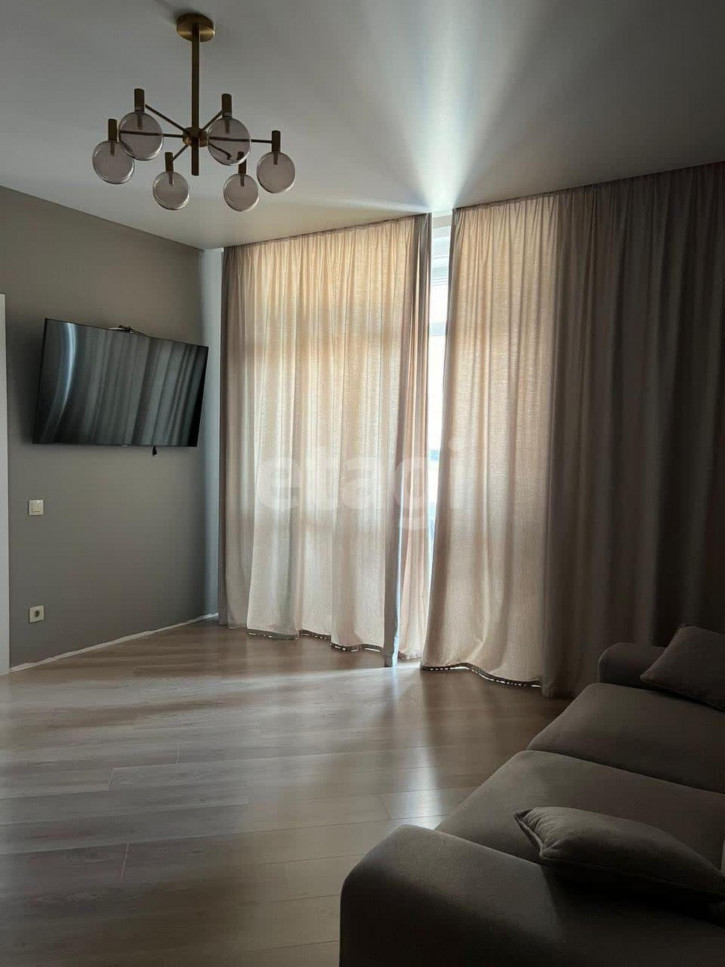 1-комн квартира Фармана Салманова, 14