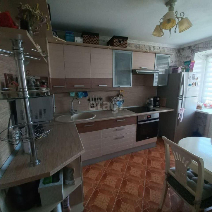 2-комн квартира Жуковского, 82