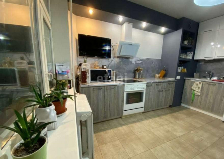 2-комн квартира Пермякова, 69