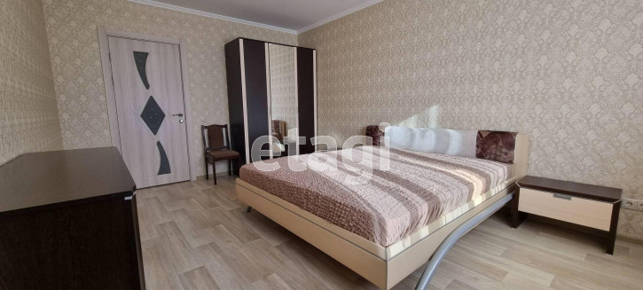 2-комн квартира Созидателей, 12