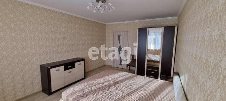 2-комн квартира Созидателей, 12