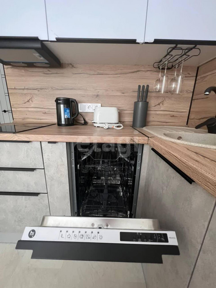 1-комн квартира Республики, 204/11