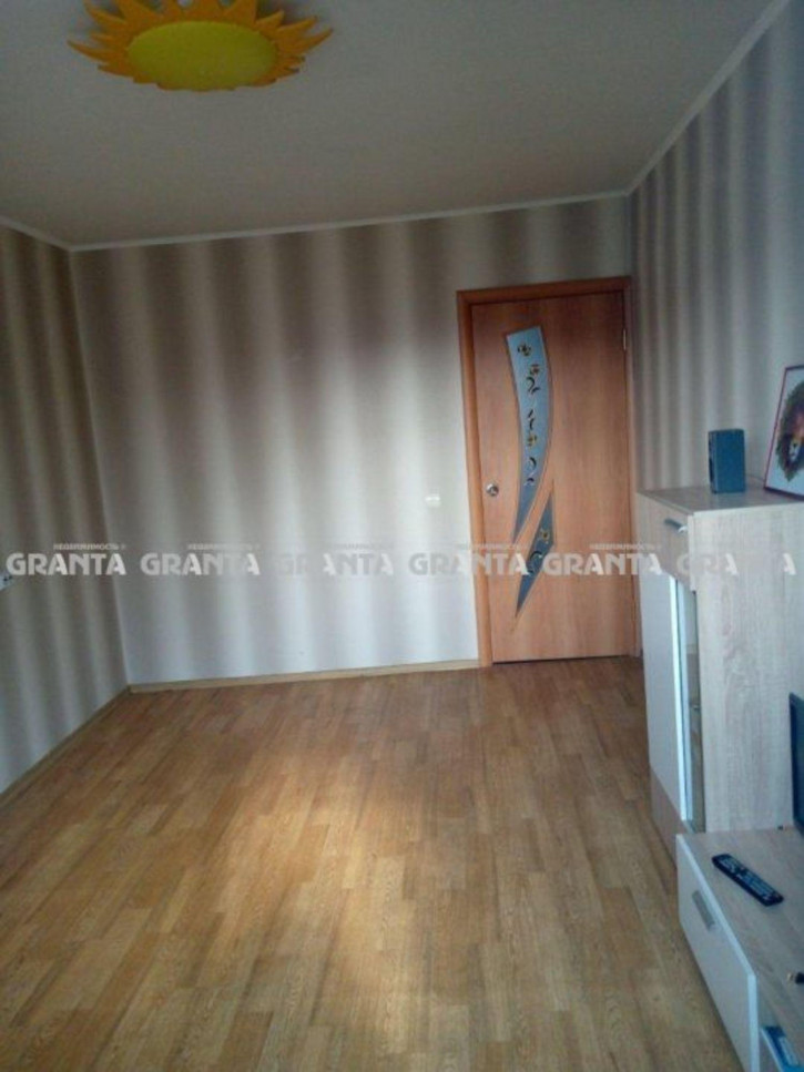 3-комн квартира ул им Сергея Лазо, 12