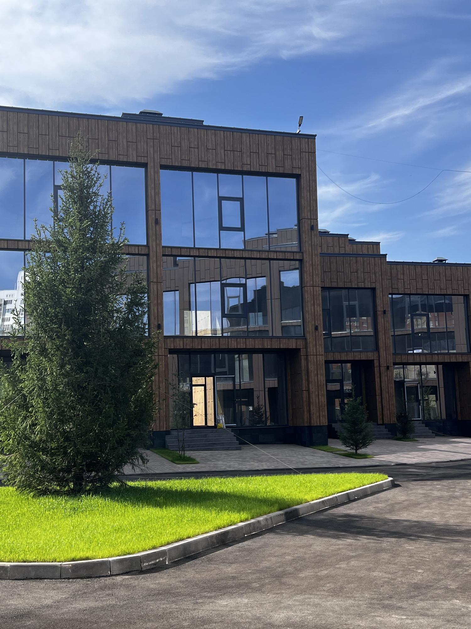 Купить дачу, дом, коттедж за 12 200 000 рублей на Салмышская улица, 46