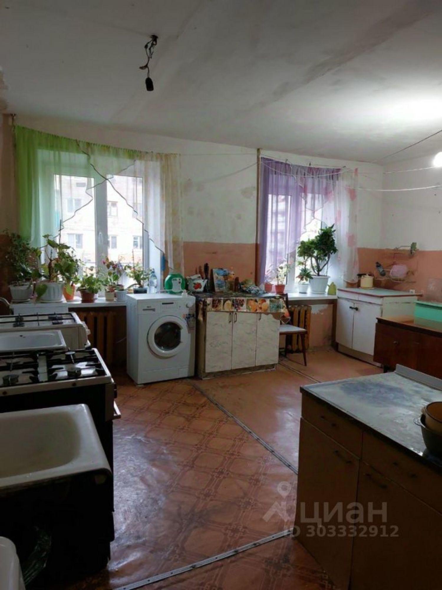 Купить комнату за 385 000 рублей на улица Дзержинского, 2