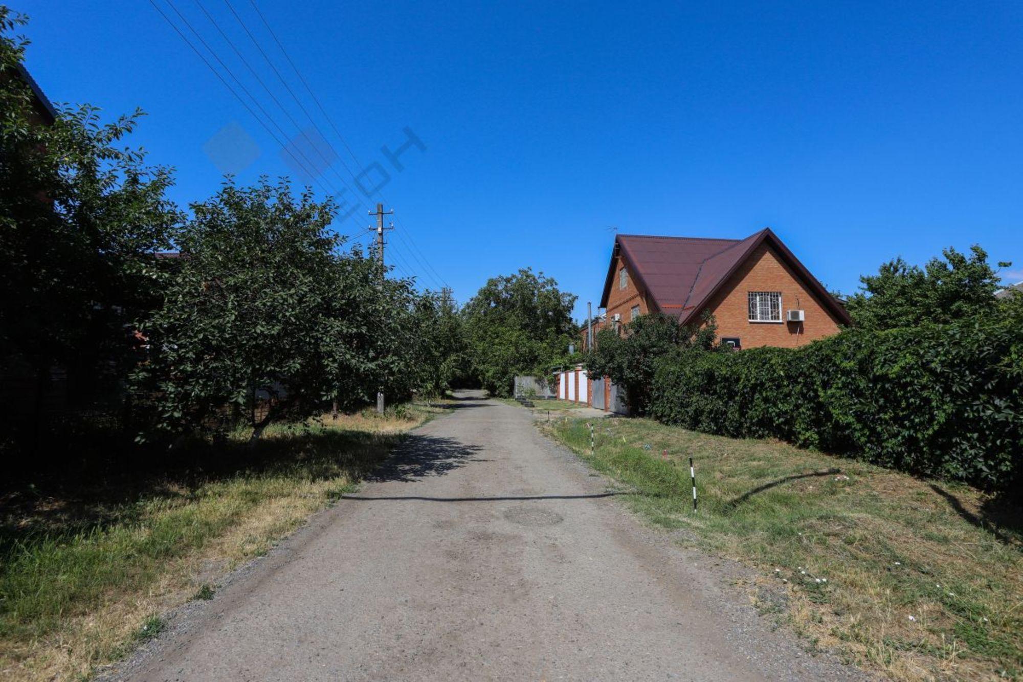 Купить дачу, дом, коттедж за 17 000 000 рублей на Осетинская ул, 9