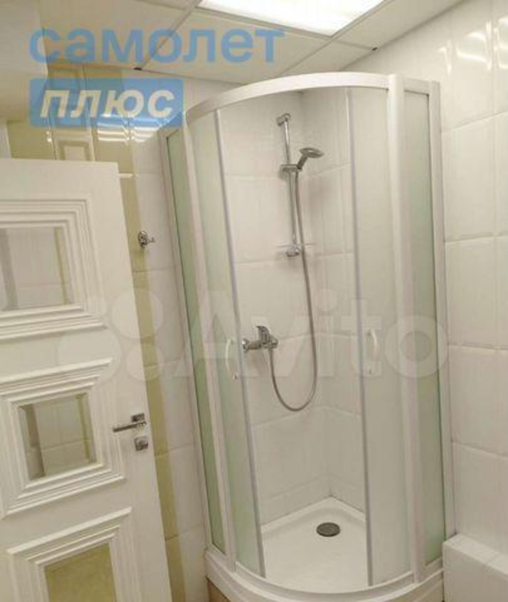 Купить помещение свободного назначения за 14 100 000 рублей на Осенний б-р, 1