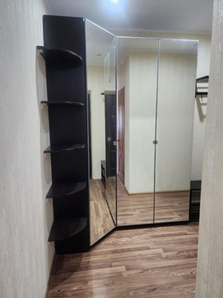 2-комн квартира Воровского улица, 101