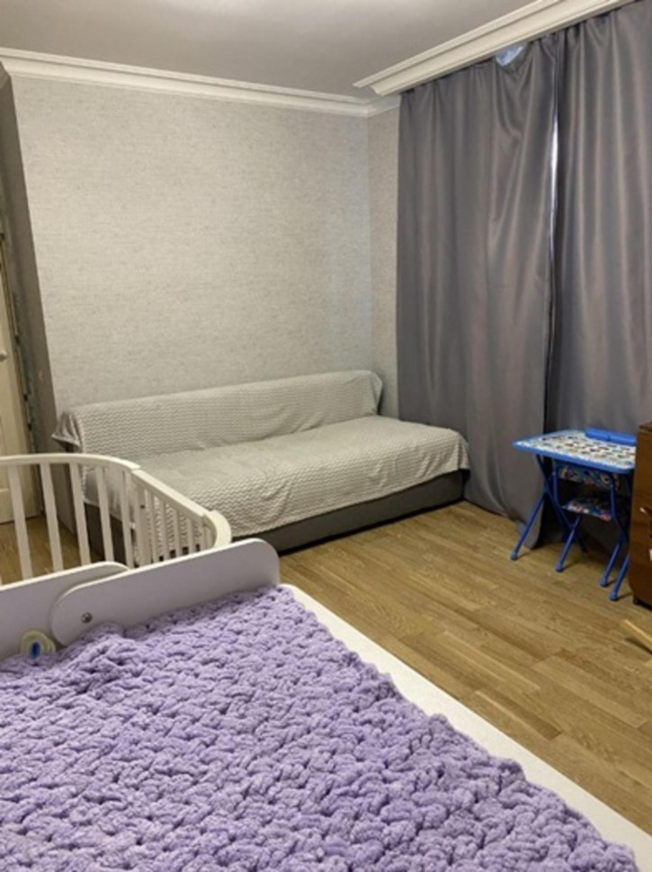 2-комн квартира Славы улица, 101