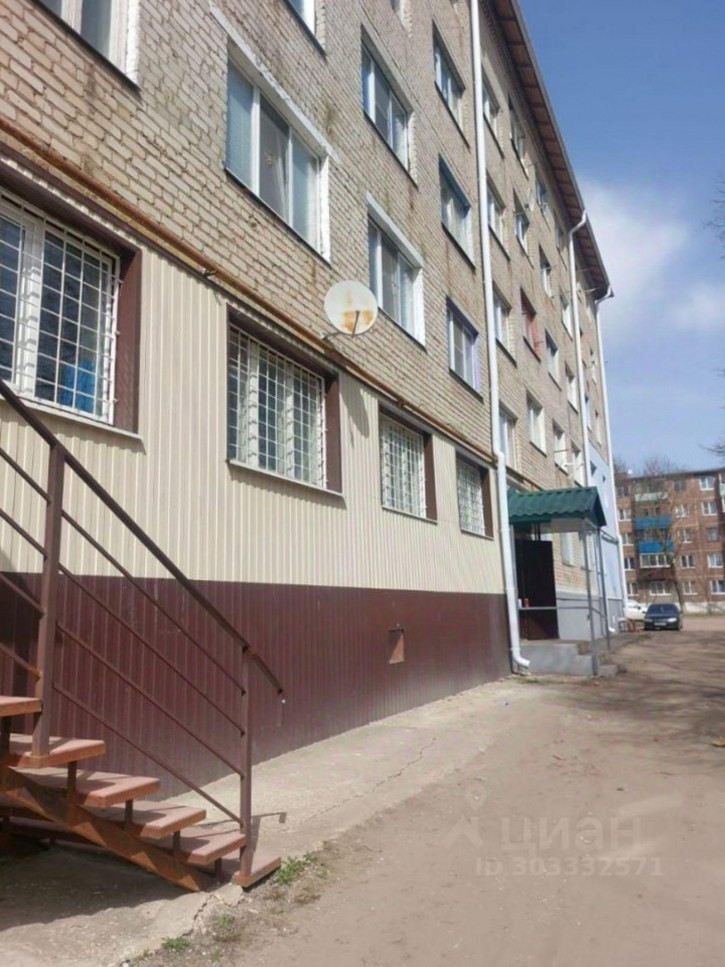 Комната мкр 1-й, 10,  д. 10