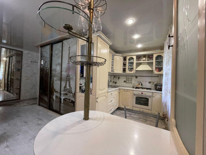2-комн квартира Темрюкская ул, 73