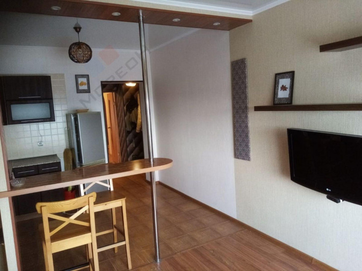 2-комн квартира Апрельская ул, 5