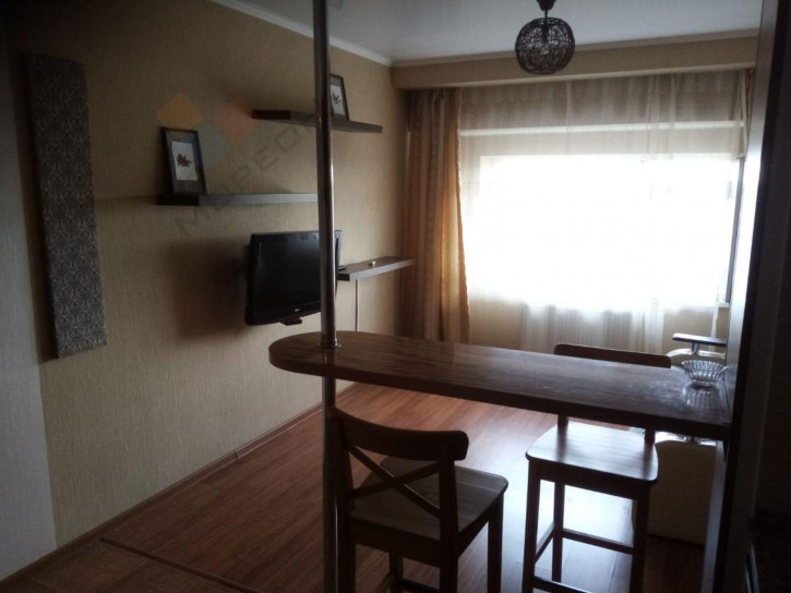 2-комн квартира Апрельская ул, 5