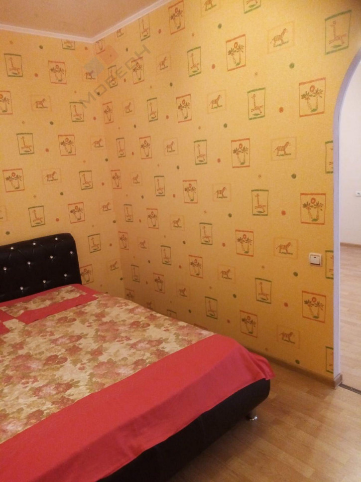 2-комн квартира Апрельская ул, 5