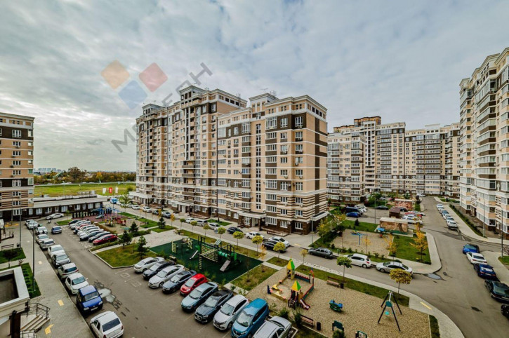 1-комн квартира Конгрессная ул, 25