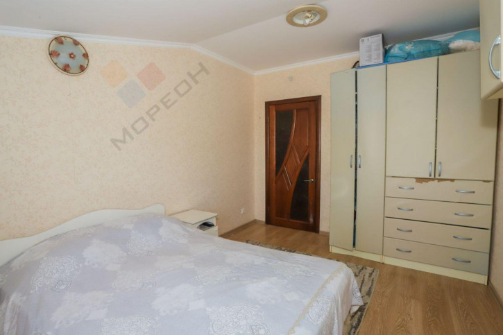 2-комн квартира Апрельская ул, 51