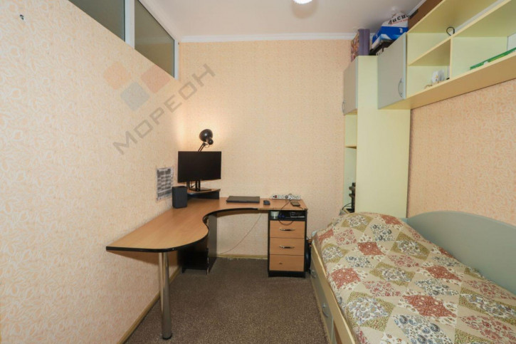 2-комн квартира Апрельская ул, 51