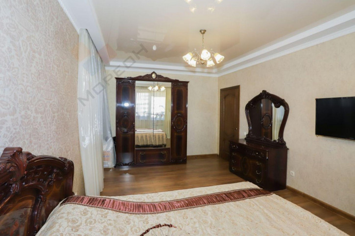 3-комн квартира Репина, 3