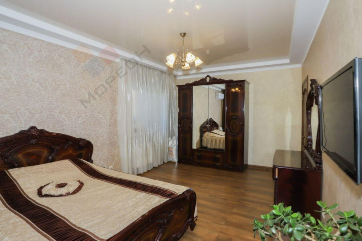 3-комн квартира Репина, 3
