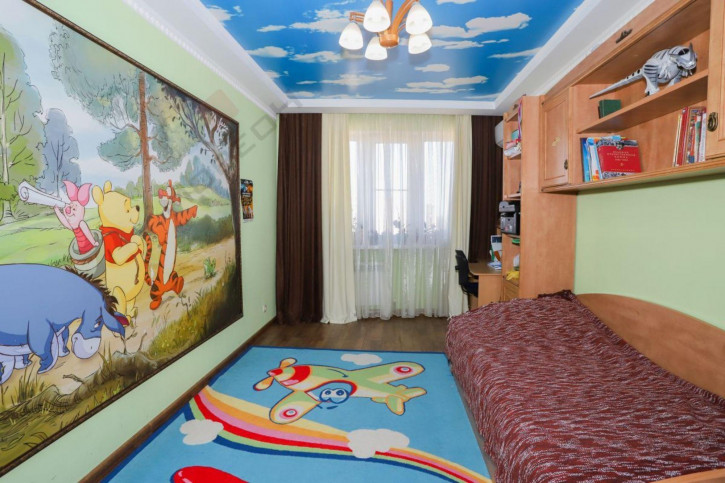 3-комн квартира Репина, 3