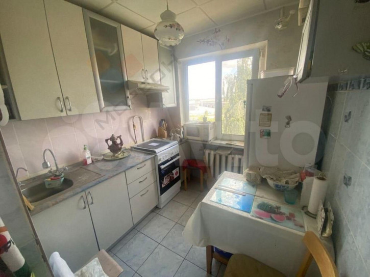 3-комн квартира Азовская ул, 20