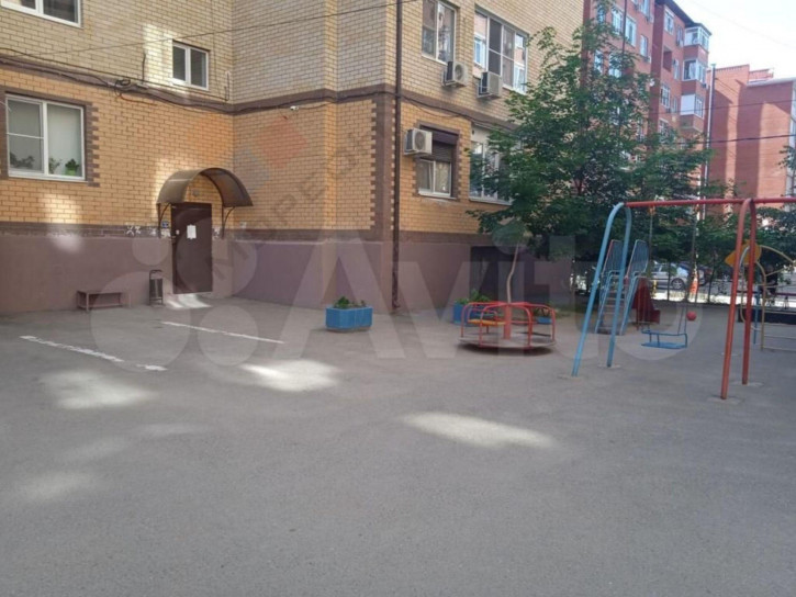 1-комн квартира Сергея Есенина ул, 22