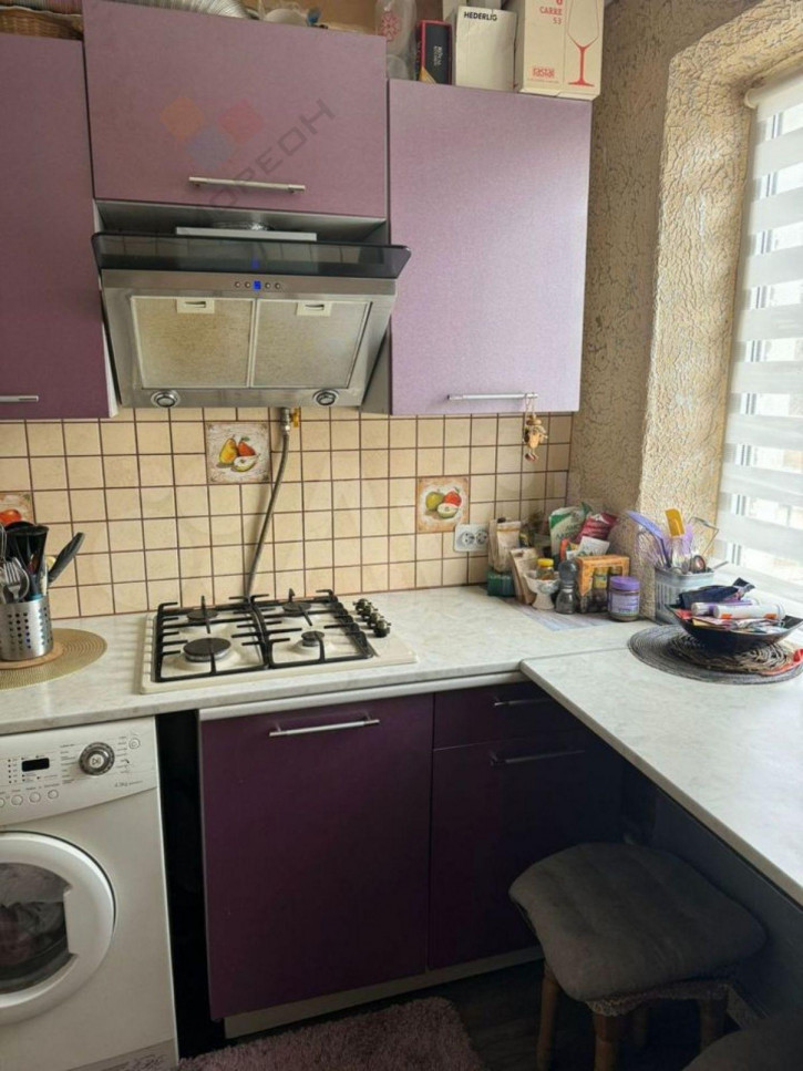 2-комн квартира Макаренко пер, 7